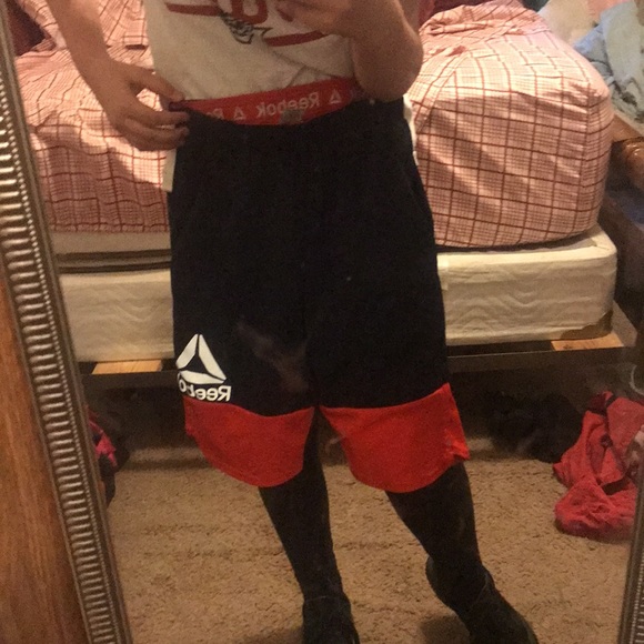 I am sell Reebok boy shorts. Size small. Badly worn like bend new - Picture 5 of 5